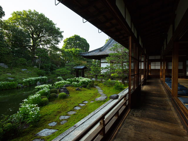 両足院