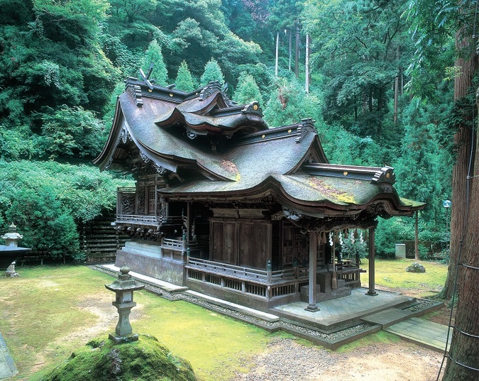 大瀧神社・岡太神社