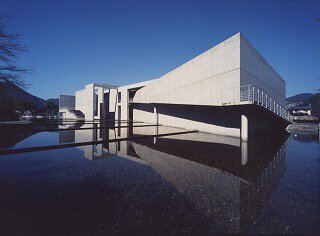 高梁市成羽美術館