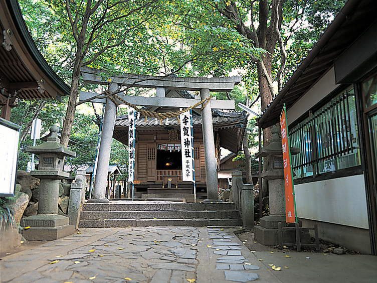 八百富神社