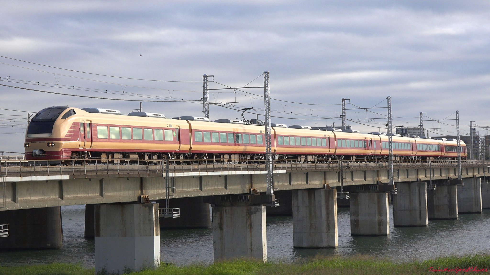 馬入橋