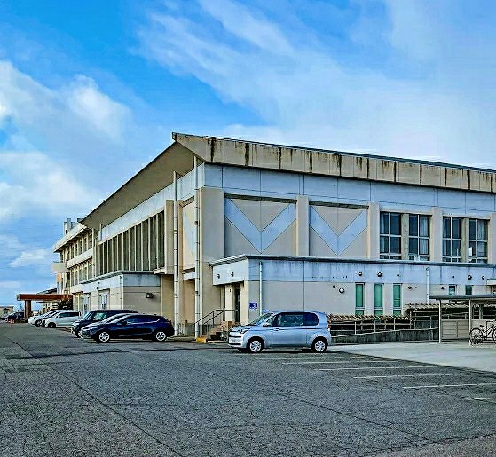 富山市立和合中学校