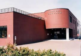 札幌市西岡図書館