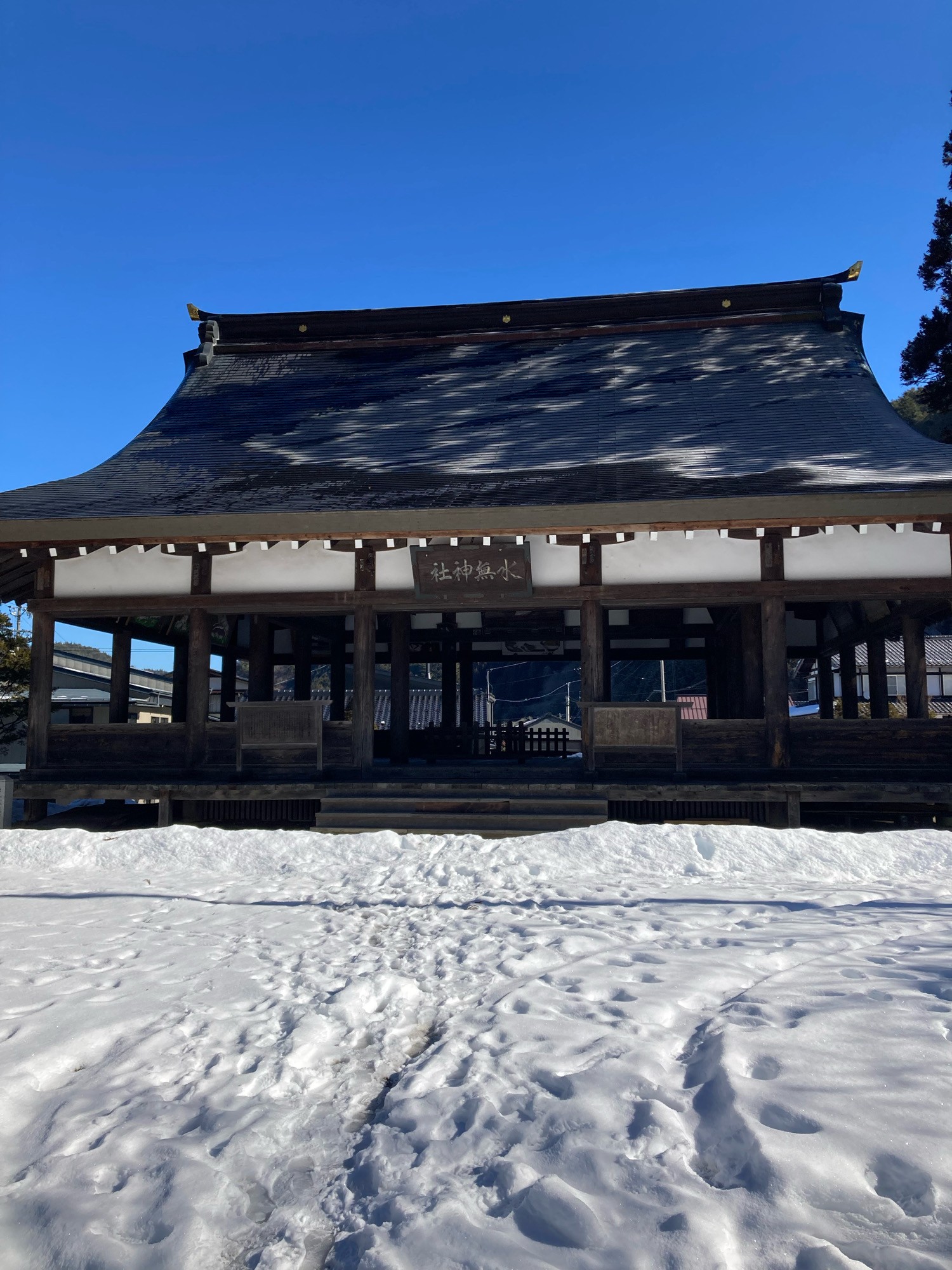 飛騨一宮水無神社